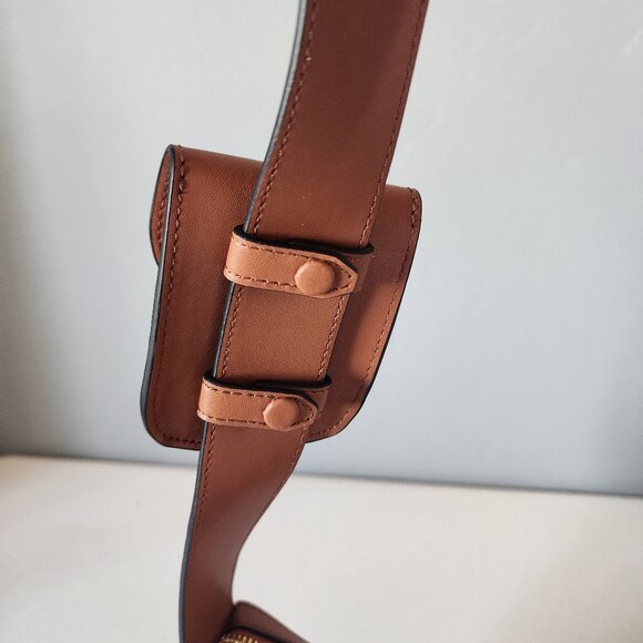 Oryany Crossbody "NEW" - Picture 11 of 16